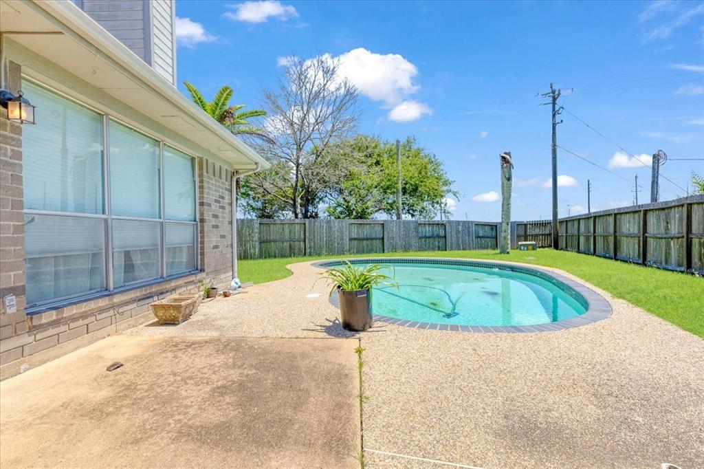 4014 Ivywood Drive, Pearland, Texas image 29