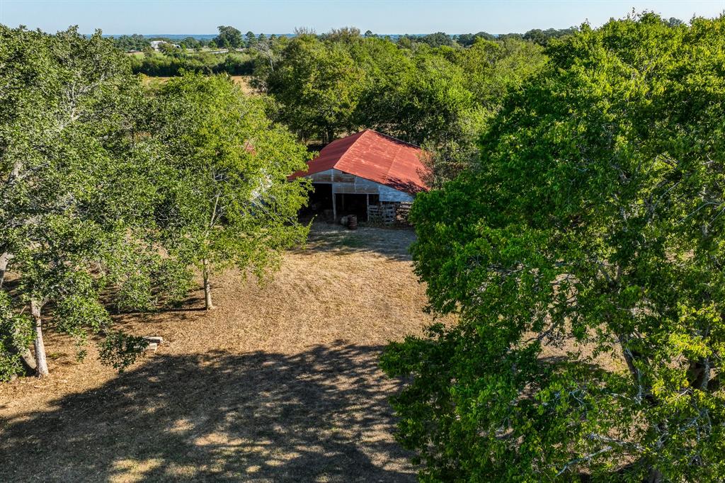 1833 S Farm To Market 1291, Fayetteville, Texas image 31