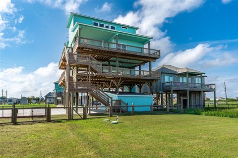 A home in Crystal Beach