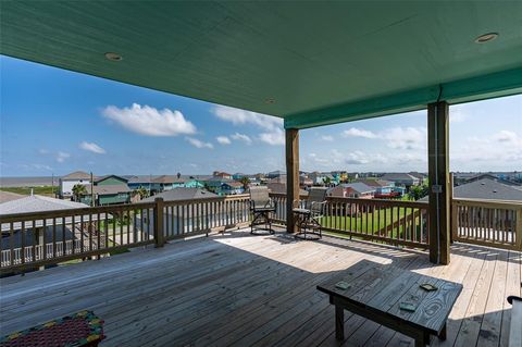 A home in Crystal Beach