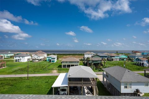 A home in Crystal Beach