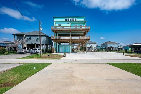 A home in Crystal Beach