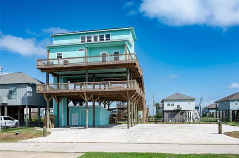 A home in Crystal Beach