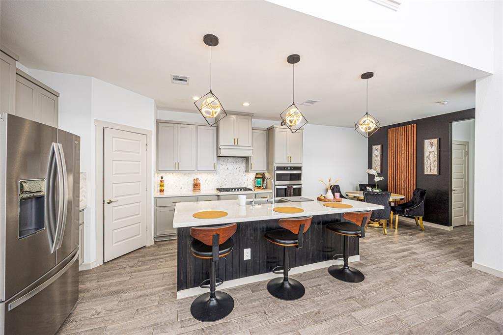 3230 Black Gore Creek Drive, Katy, Texas image 9
