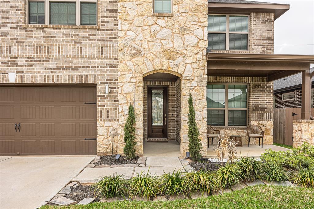 3230 Black Gore Creek Drive, Katy, Texas image 2