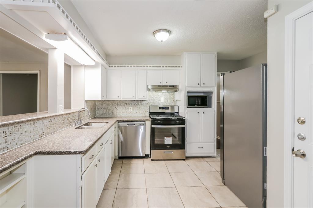 315 Eastlake Street, Houston, Texas image 8
