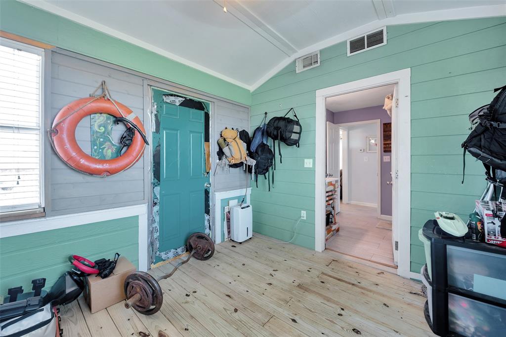 1907 Anderson Avenue, Port Bolivar, Texas image 22