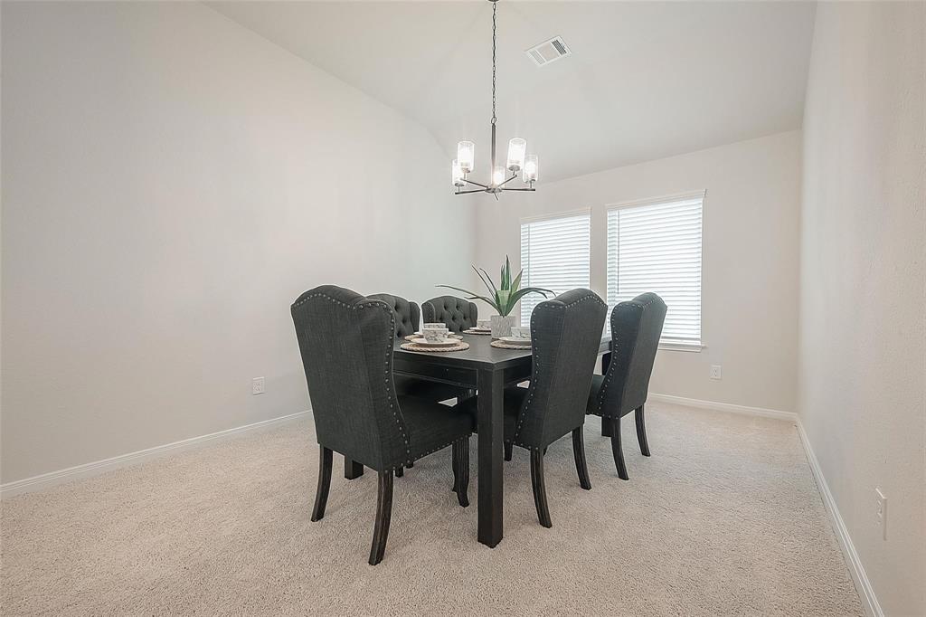 418 Kendall Crest Drive, Alvin, Texas image 2