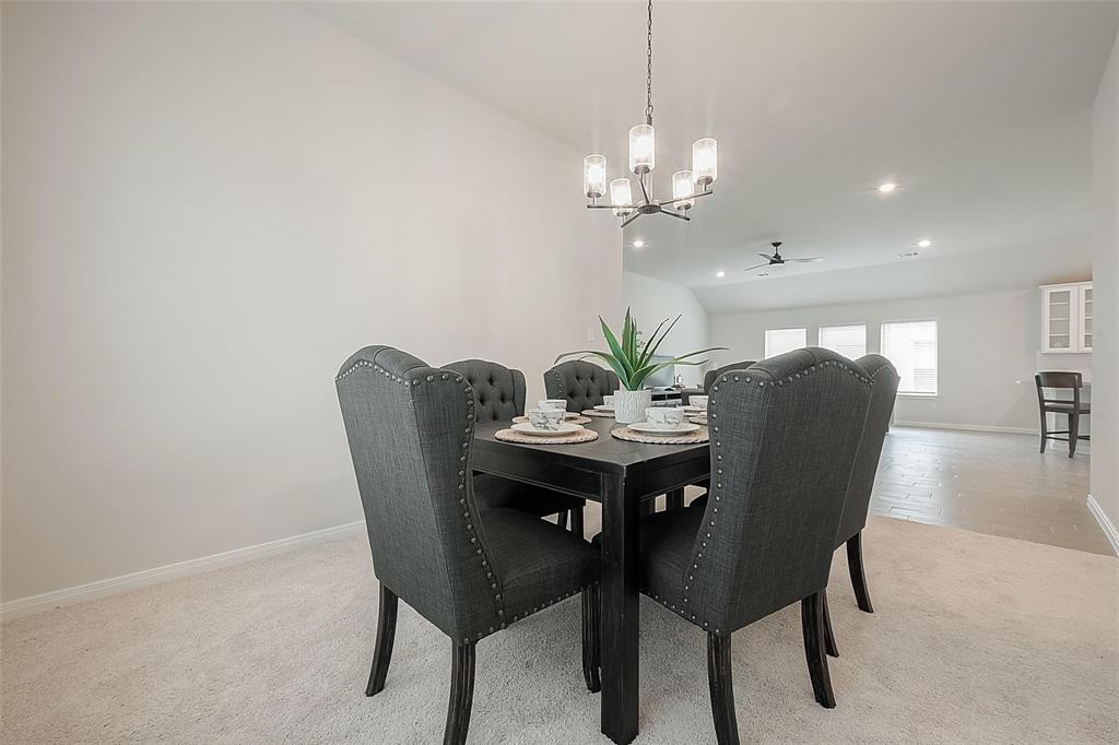 418 Kendall Crest Drive, Alvin, Texas image 3