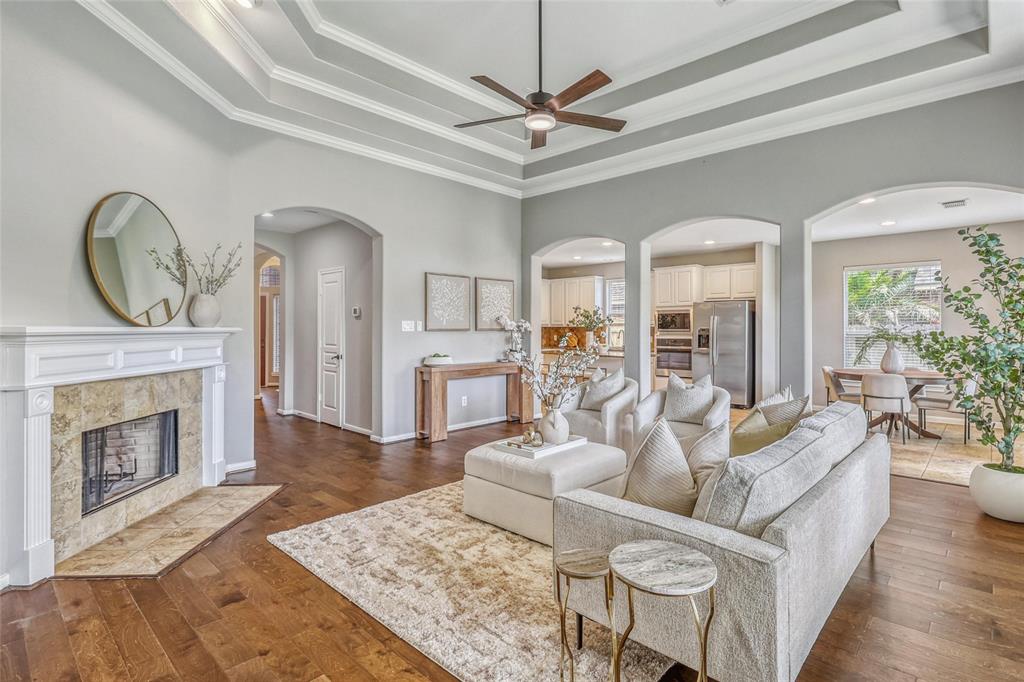 10918 Menaggio Court, Richmond, Texas image 2
