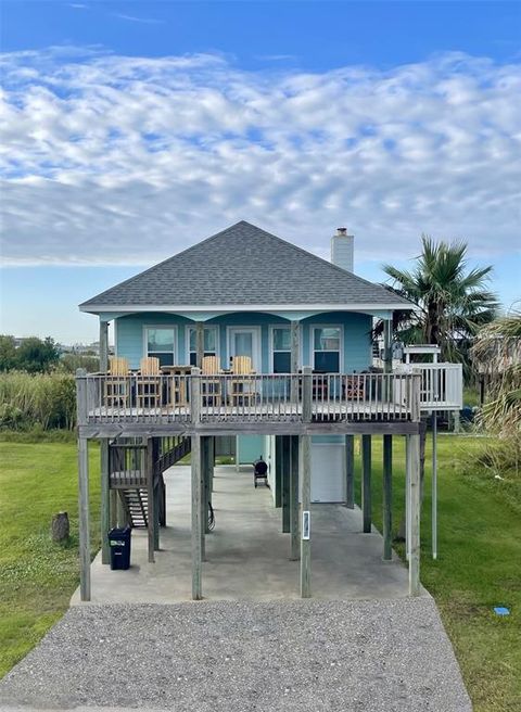 A home in Crystal Beach