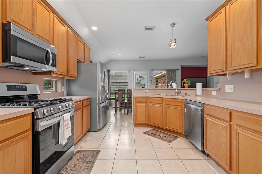 6403 Sagewalk Court, Spring, Texas image 18