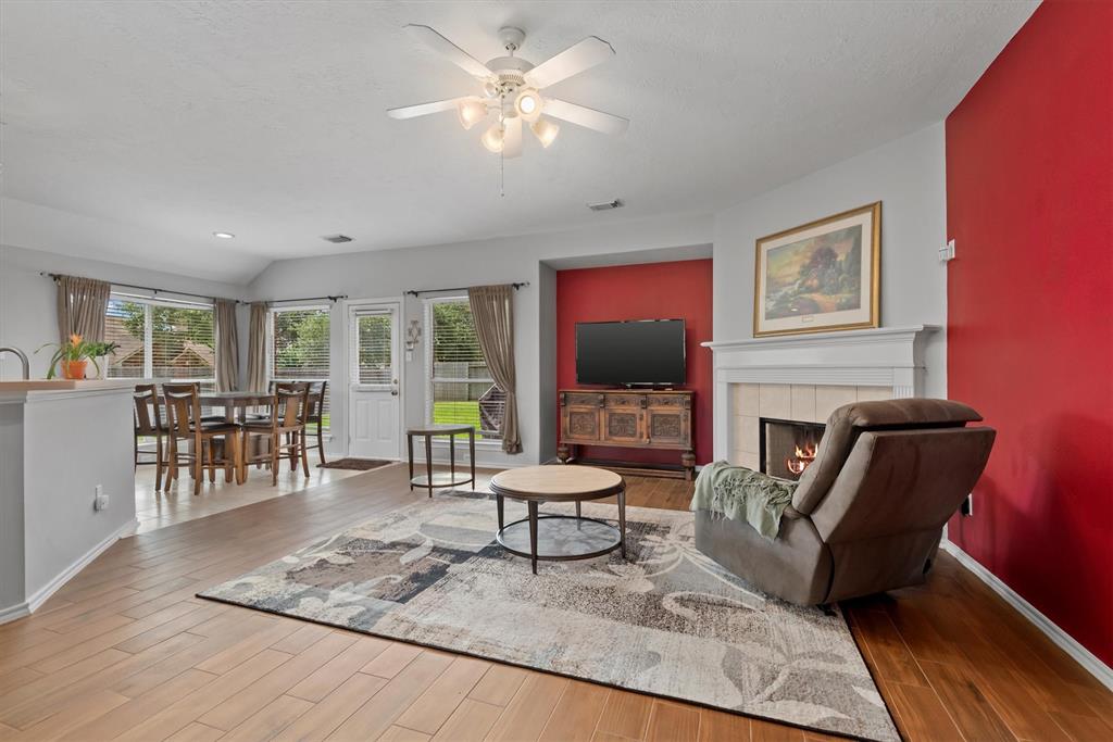 6403 Sagewalk Court, Spring, Texas image 15
