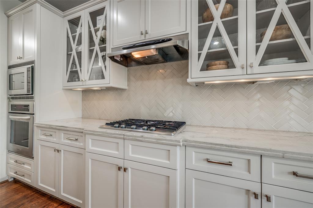 15530 Downford Drive, Tomball, Texas image 10