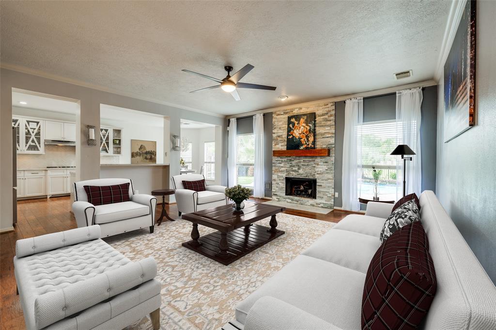 15530 Downford Drive, Tomball, Texas image 5