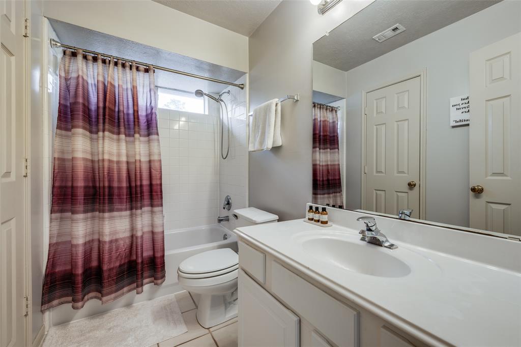 15530 Downford Drive, Tomball, Texas image 23