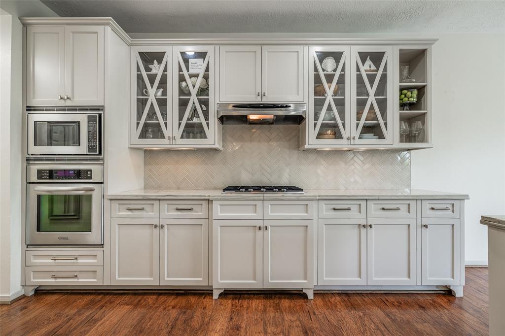 15530 Downford Drive, Tomball, Texas image 11