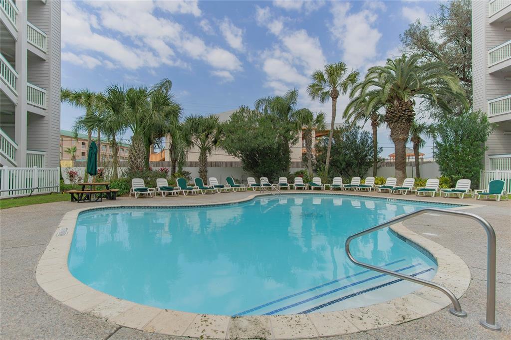 6102 Seawall Boulevard #327, Galveston, Texas image 25