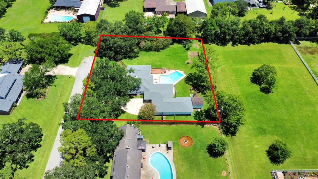 801 Meadow Lark Ave