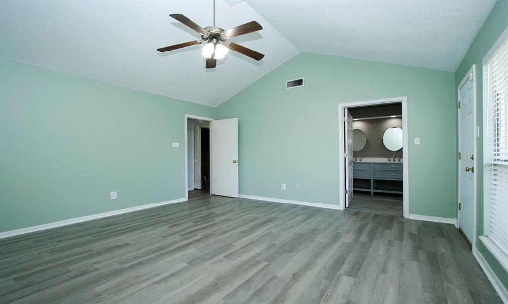 22635 River Birch Drive, Tomball, Texas image 15