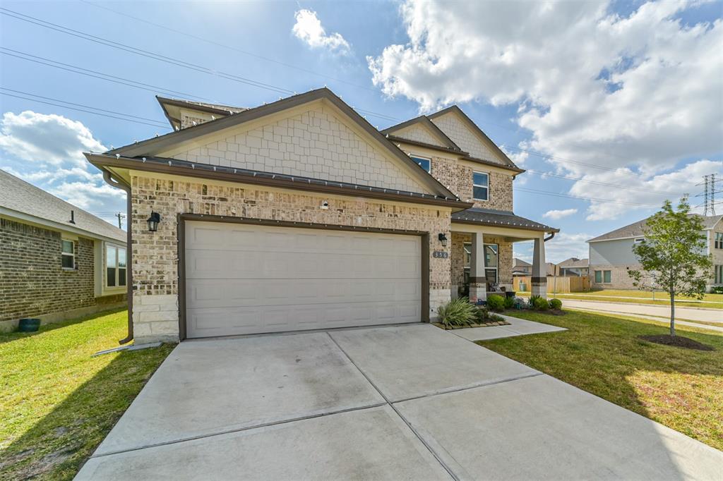 356 Selah Court, Alvin, Texas image 4