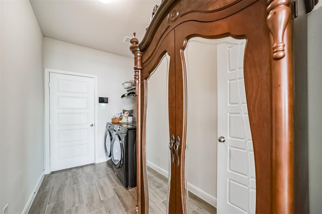 356 Selah Court, Alvin, Texas image 30