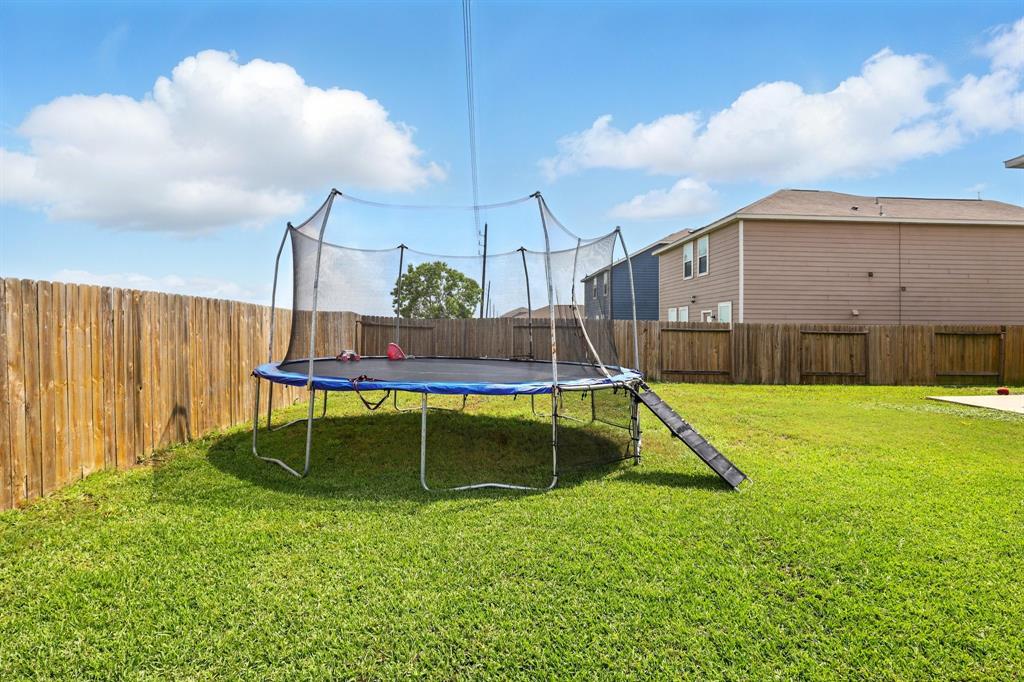 5803 Snapping Turtle Road, Baytown, Texas image 24