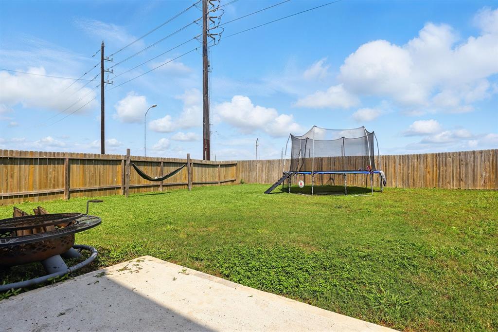 5803 Snapping Turtle Road, Baytown, Texas image 22