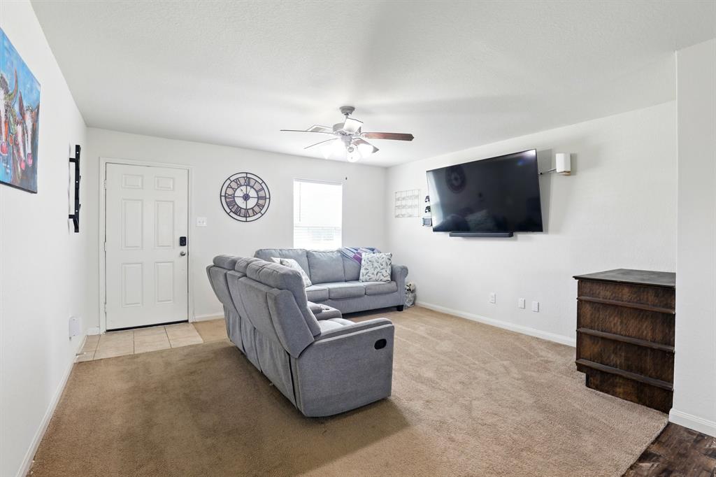 5803 Snapping Turtle Road, Baytown, Texas image 11