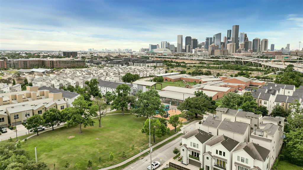 2905 Baer Street #6, Houston, Texas image 27