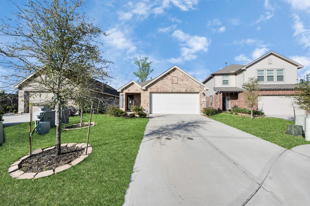 19110 Sangro Drive, New Caney, Texas image 3