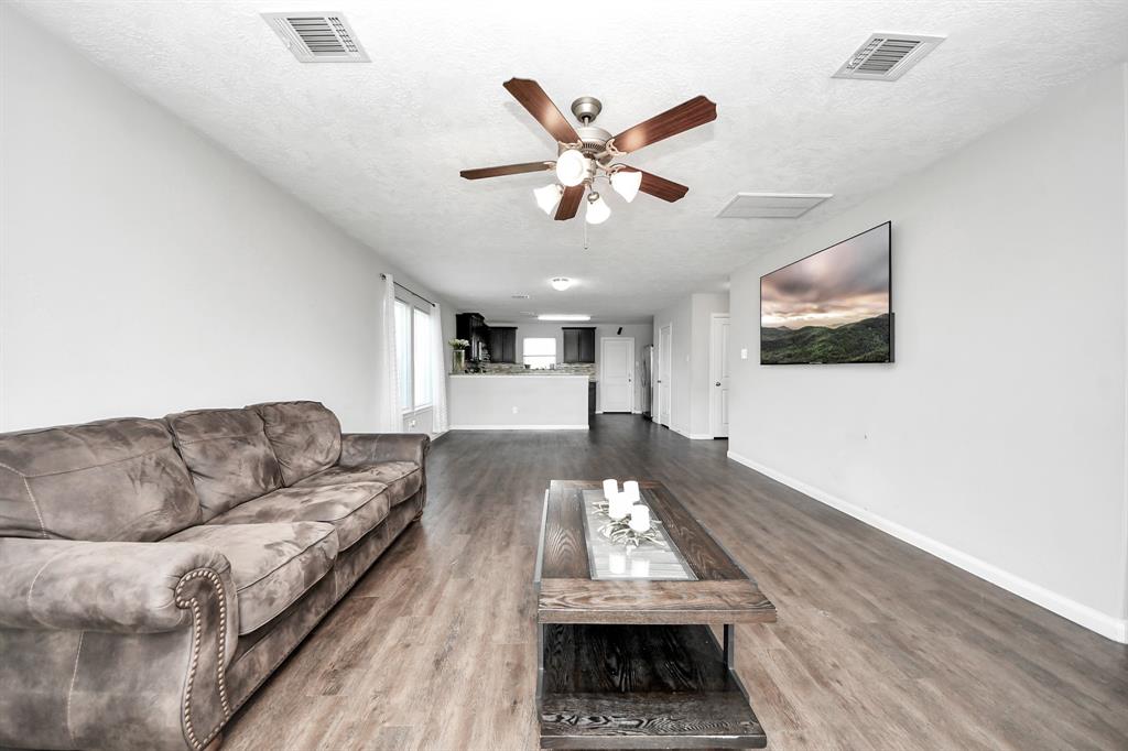 696 Road 5105, Cleveland, Texas image 8