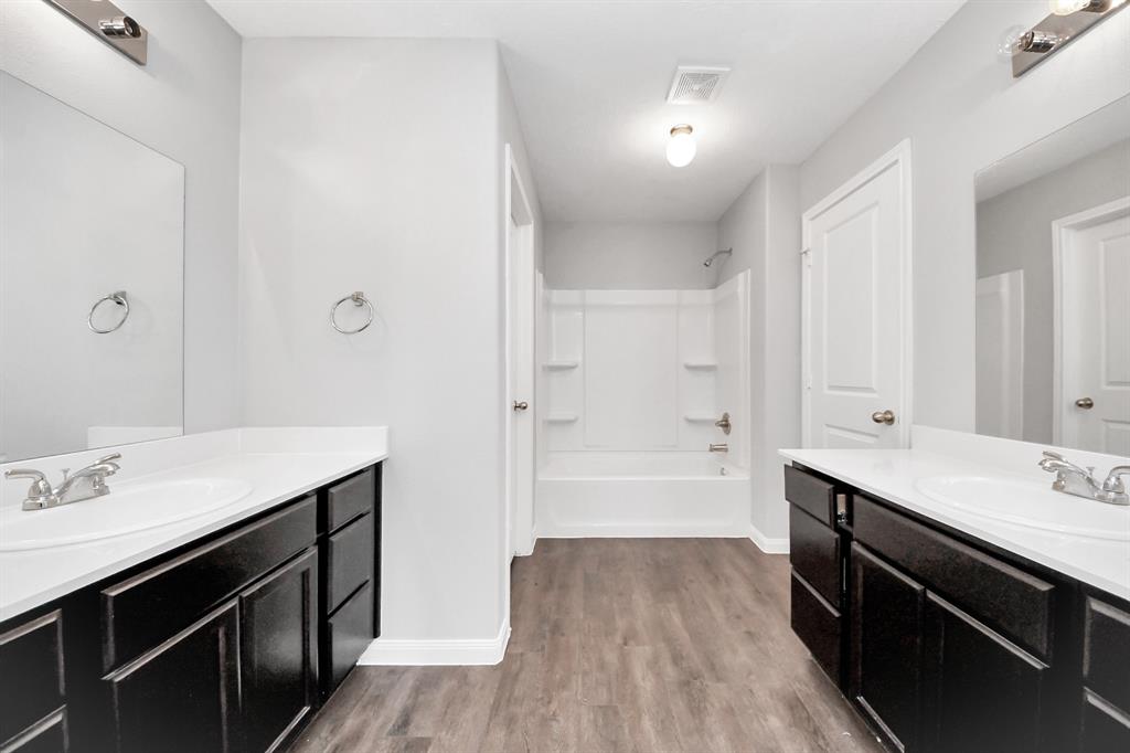 696 Road 5105, Cleveland, Texas image 14