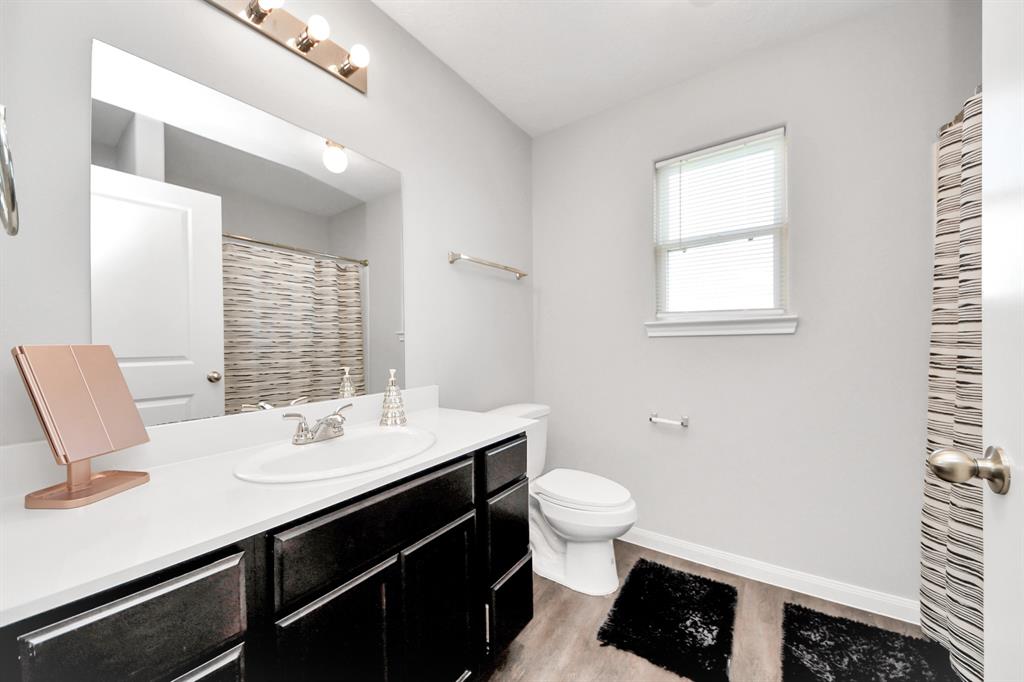 696 Road 5105, Cleveland, Texas image 10