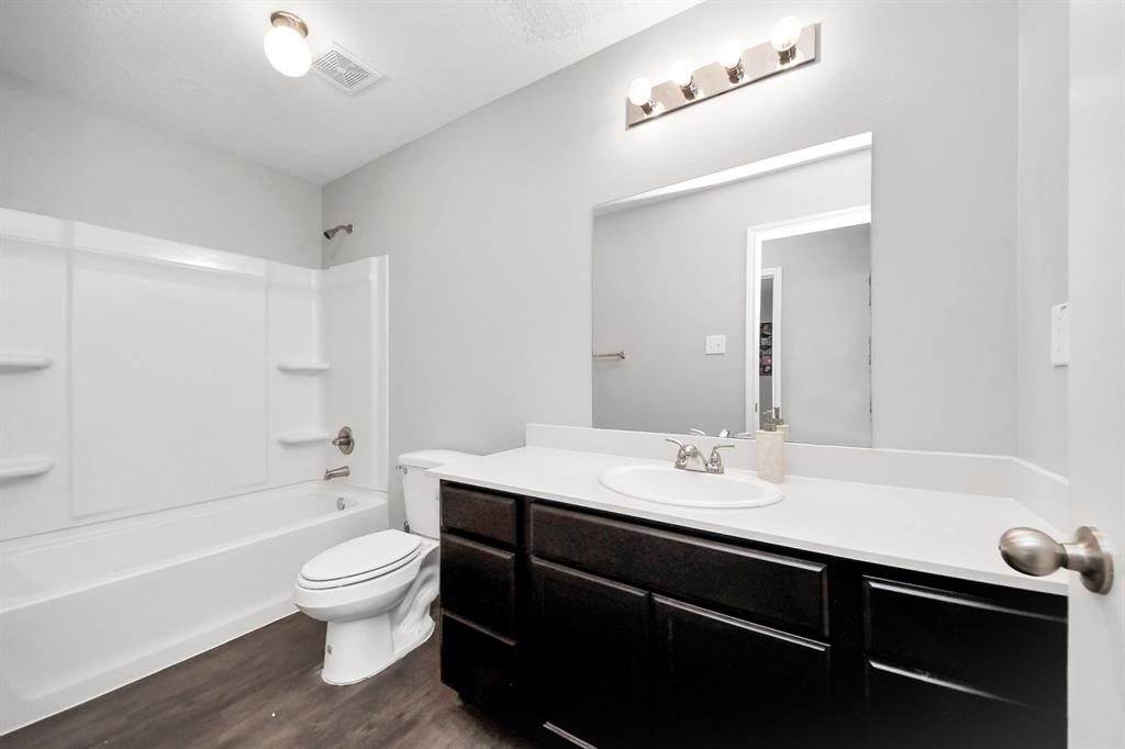 696 Road 5105, Cleveland, Texas image 20