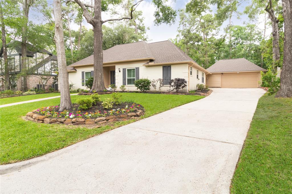 4915 Golden Pond Drive
