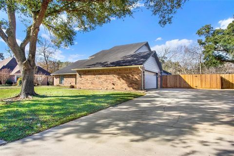 A home in Lake Jackson