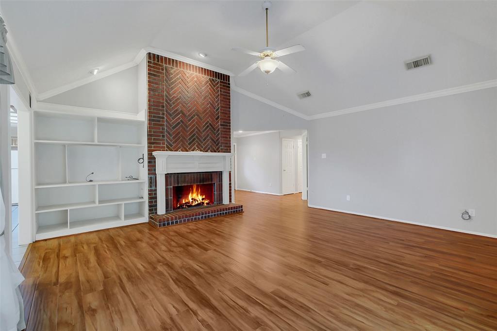 1406 Briarbend Drive, Sugar Land, Texas image 4