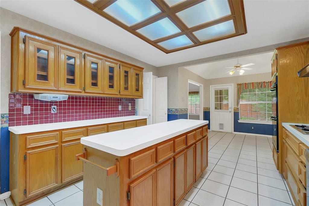 1406 Briarbend Drive, Sugar Land, Texas image 10
