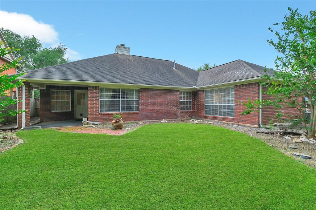 1406 Briarbend Drive, Sugar Land, Texas image 23