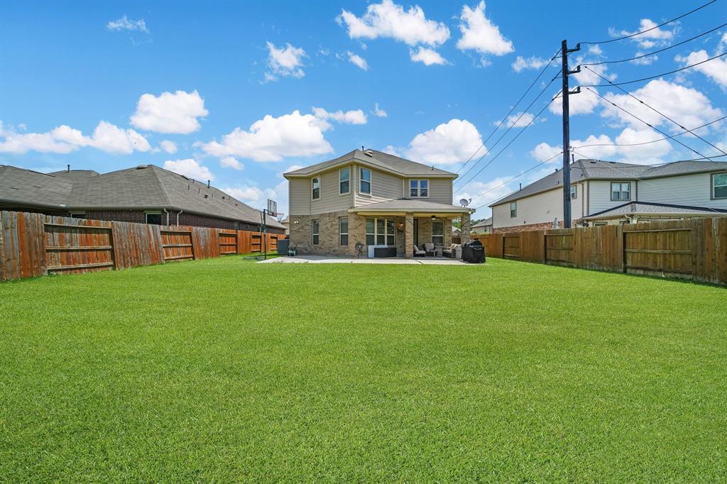 20703 Fawn Timber Trail, Humble, Texas image 33