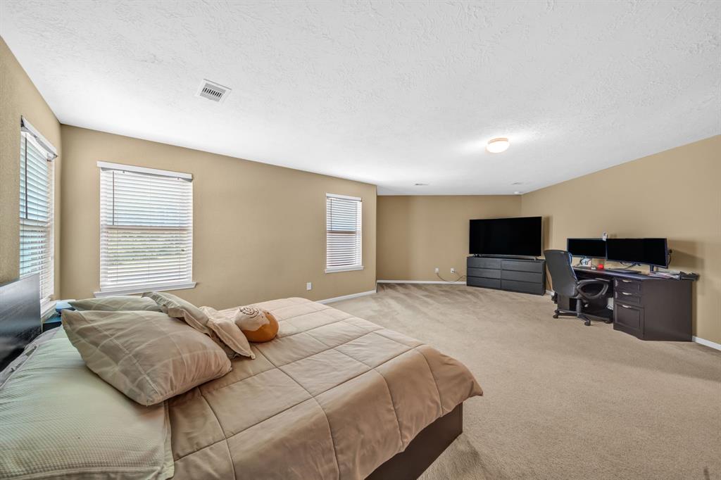 20703 Fawn Timber Trail, Humble, Texas image 28