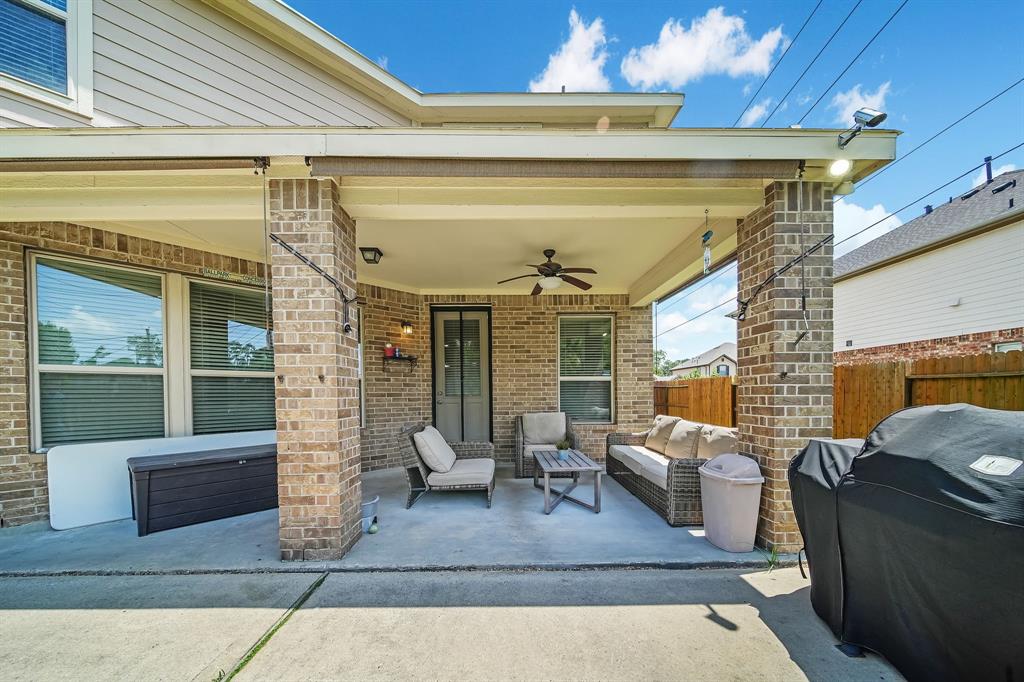 20703 Fawn Timber Trail, Humble, Texas image 35