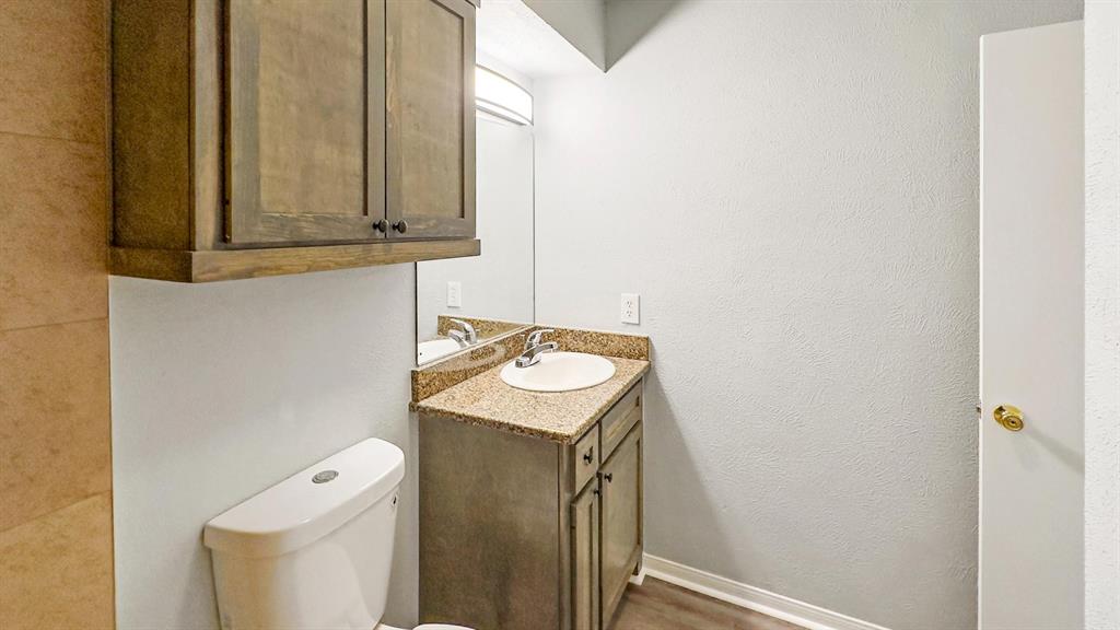 105 Normal Park Drive #B, Huntsville, Texas image 26