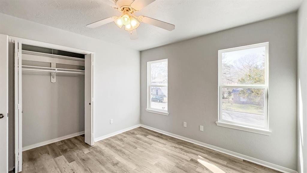 105 Normal Park Drive #B, Huntsville, Texas image 17