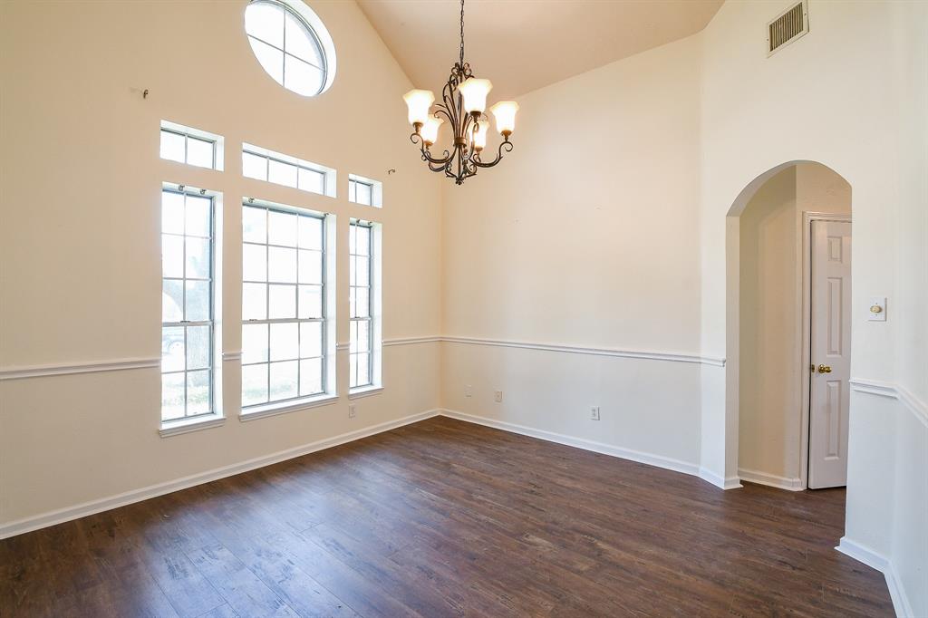 3550 Beacons View