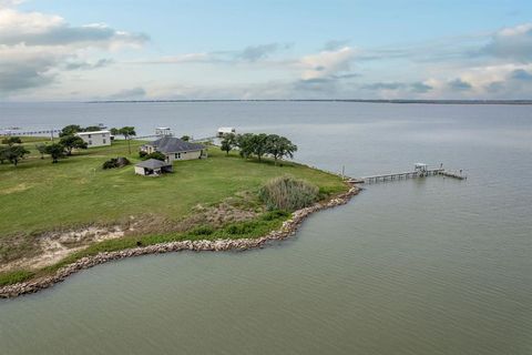 A home in Palacios