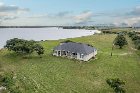 A home in Palacios