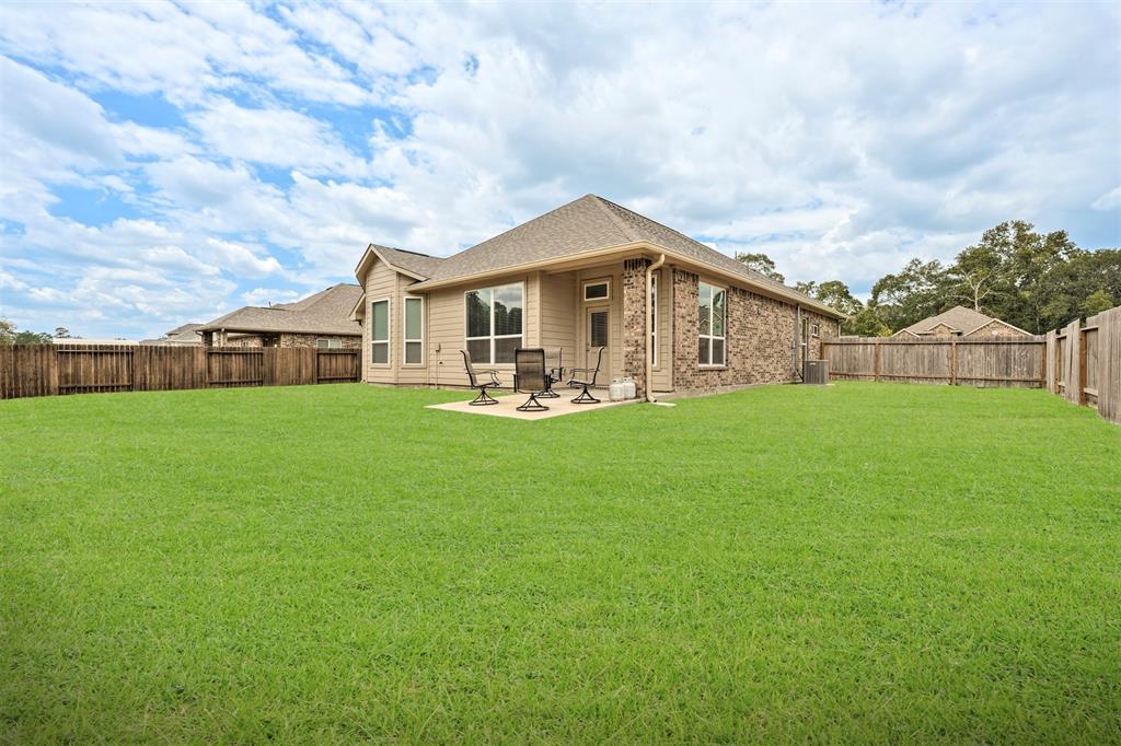 676 W Linnwood Drive, New Caney, Texas image 24