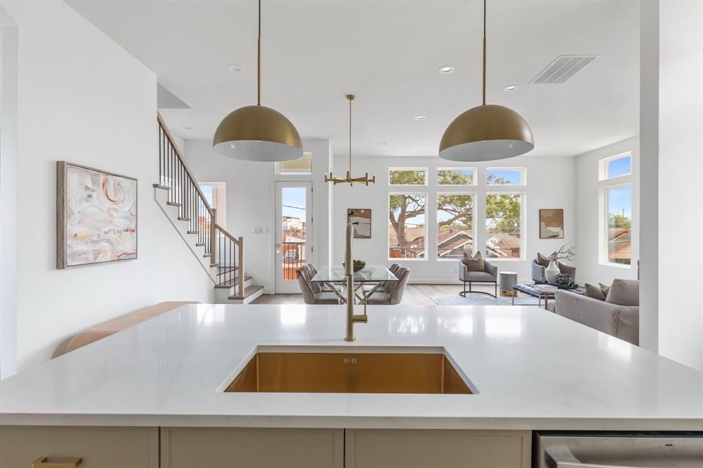3828 Wilmer Street, Houston, Texas image 6